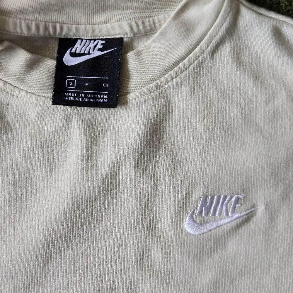 Nike Crop Tee Beige Beige Color Size S